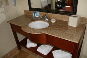Hampton Inn & Suites McComb