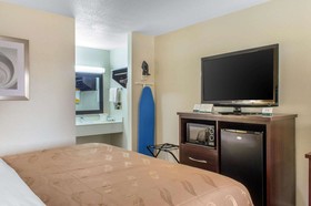 Quality Inn McComb