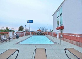 Comfort Inn