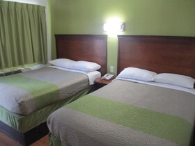Motel 9 Meridian