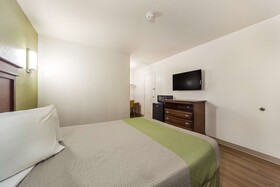 Motel 9 Meridian