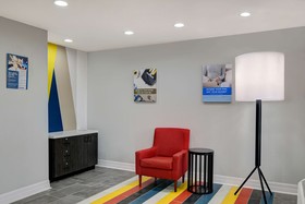 Studio 6 Meridian