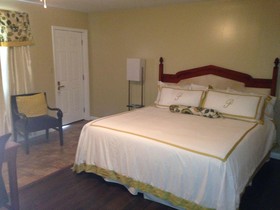 Pleasure Point Inn & Suites
