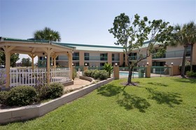 Best Western Flagship Inn