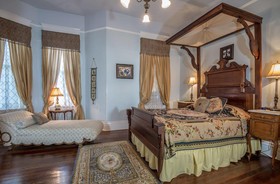 Bisland House Bed and Breakfast