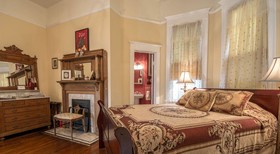 Bisland House Bed and Breakfast