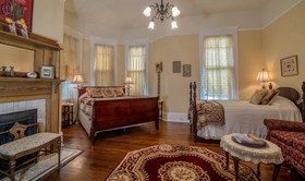 Bisland House Bed and Breakfast