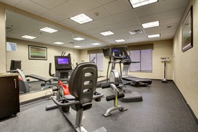 Holiday Inn Express & Suites Natchez South