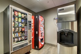 Holiday Inn Express & Suites Natchez South