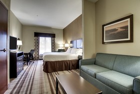 Holiday Inn Express & Suites Natchez South
