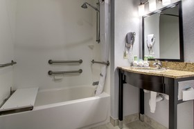 Holiday Inn Express & Suites Natchez South