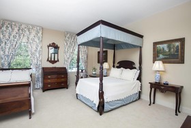 Linden Antebellum Bed & Breakfast