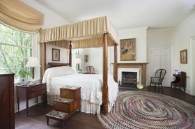 Linden Antebellum Bed & Breakfast