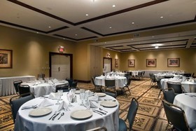 Natchez Grand Hotel & Suites