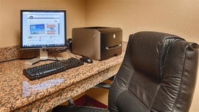 Best Western River Inn