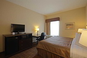 Best Western River Inn
