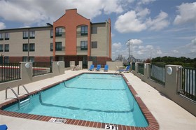 Best Western River Inn