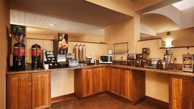 Best Western River Inn