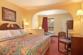 Days Inn by Wyndham Ocean Springs