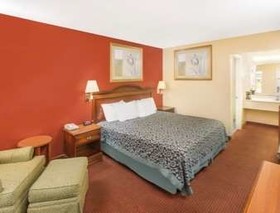 Days Inn by Wyndham Ocean Springs