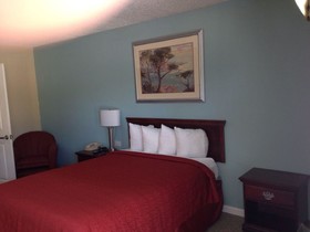 Econo Lodge Inn & Suites Ocean Springs Biloxi