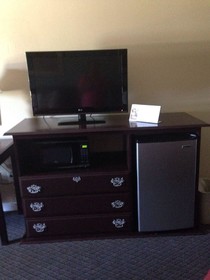 Econo Lodge Inn & Suites Ocean Springs Biloxi
