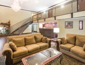 Super 8 by Wyndham Oxford