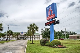 Studio 6 Pascagoula, MS