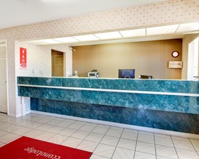 Econo Lodge Pearl