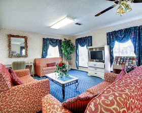 Econo Lodge Pearl