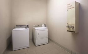 La Quinta Inn & Suites by Wyndham Jackson Airport
