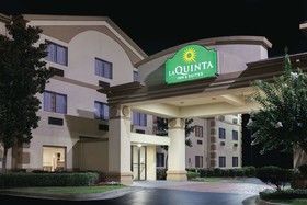 La Quinta Inn & Suites by Wyndham Jackson Airport