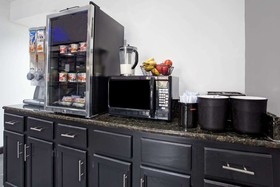 Ramada by Wyndham Pearl/Jackson Airport