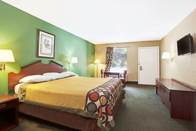 Super 8 by Wyndham Pearl/Jackson/East
