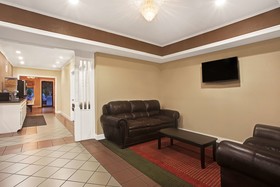 Super 8 by Wyndham Pearl/Jackson/East