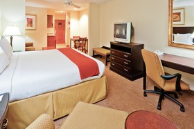 Best Western Plus Philadelphia Choctaw Hotel & Suites