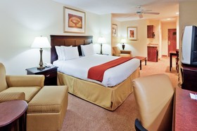 Best Western Plus Philadelphia Choctaw Hotel & Suites