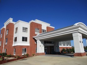 Best Western Plus Philadelphia Choctaw Hotel & Suites