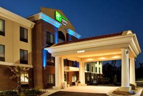 Holiday Inn Express Hotel & Suites Picayune