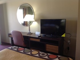 Super 8 by Wyndham Picayune