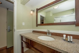 Cabot Lodge Jackson North