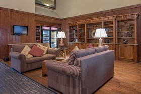 Cabot Lodge Jackson North