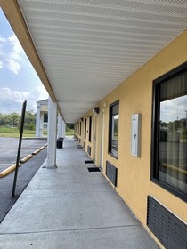 Western Inn