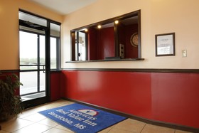 Americas Best Value Inn & Suites