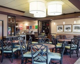 Russell Inn and Suites
