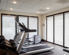 Russell Inn and Suites