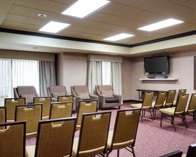 Russell Inn and Suites