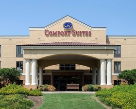Russell Inn and Suites