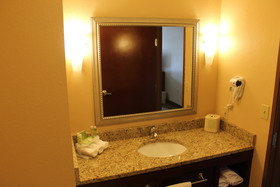 Holiday Inn Express & Suites Starkville