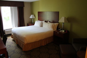Holiday Inn Express & Suites Starkville